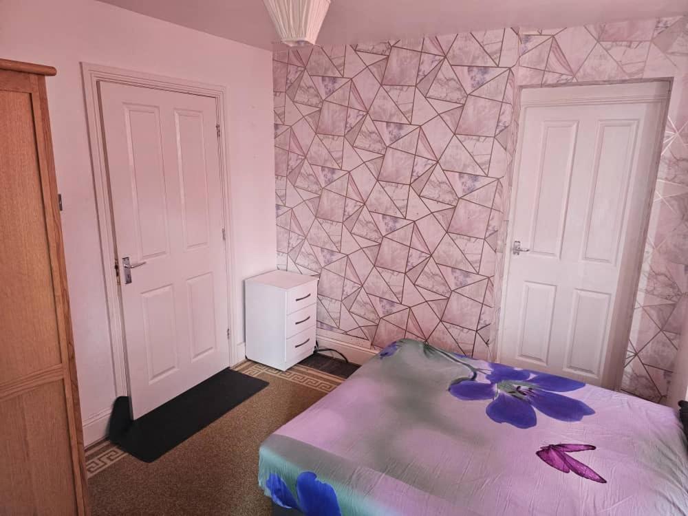 Available Rooms At Buckingham Road Doncaster Exterior photo