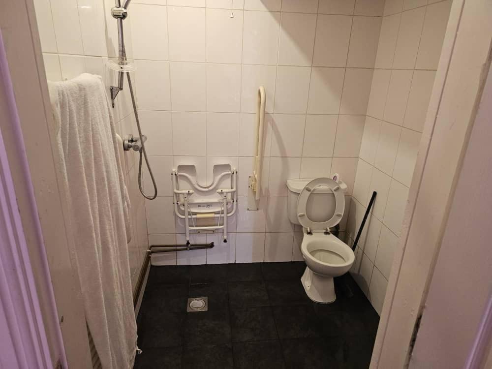 Available Rooms At Buckingham Road Doncaster Exterior photo